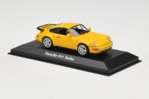 Porsche 911 964 Turbo Amarelo MaxiChamps 1:43 940069104 Metal - imagem 3 de 4