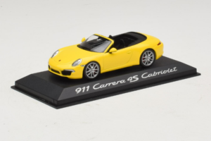 Porsche 911 991 Carrera 4S Cabriolet Amarelo Minichamps 1:43 WAP0201120C Metal - imagem 2 de 5