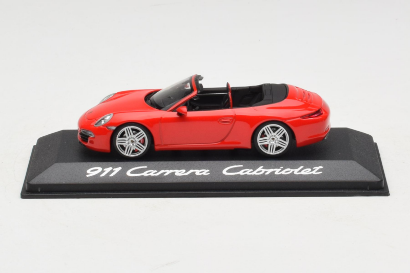 Porsche 911 991 Carrera Cabriolet Vermelho Minichamps 1:43 WAP0200120C Metal