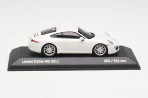 Porsche 911 991 Carrera S Branco IAA Frankfurt 2011 Minichamps 1:43 WAX20100090 Metal - imagem 3 de 5