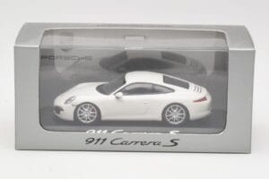 Porsche 911 991 Carrera S Branco IAA Frankfurt 2011 Minichamps 1:43 WAX20100090 Metal - imagem 5 de 5