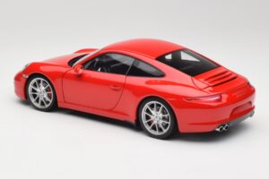 Porsche 911 991 Carrera S Guards Vermelho Minichamps 1:18 100061020 Metal - imagem 7 de 8
