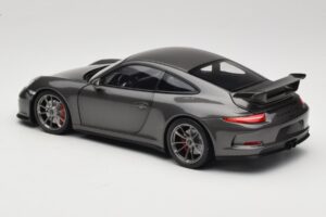 Porsche 911 991 GT3 Grey Metallic Minichamps 1:18 110062720 Metal - imagem 7 de 8