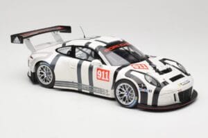 Porsche 911 991 GT3 R #911 2015 Minichamps 1:18 155156000 Metal - imagem 4 de 6