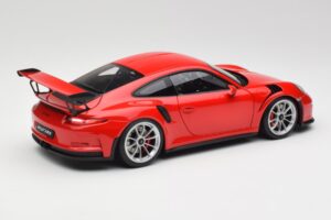 Porsche 911 991 GT3 RS Guards Vermelho Jantes Prata AUTOart 1:18 78165 Metal - imagem 3 de 8