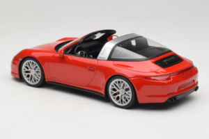 Porsche 911 991 Targa GTS Vermelho GT Spirit 1:18 GT718 Resina - imagem 5 de 6