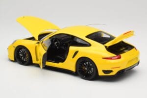 Porsche 911 991 Turbo S Amarelo Com Jantes Pretas Minichamps 1:18 110062321 Metal - imagem 5 de 8