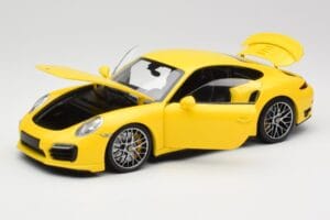 Porsche 911 991 Turbo S Amarelo Com Jantes Prateadas Minichamps 1:18 110062322 Metal - imagem 2 de 8
