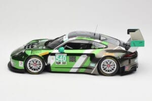 Porsche 911 991.1 GT3 R #540 Black Swan Racing P. Long / T. Pilgrim 24h Daytona 2016 Minichamps 1:18 155166540 Metal - imagem 3 de 6