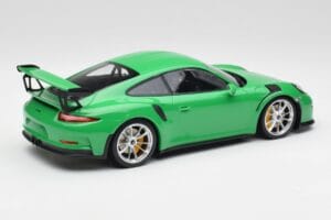 Porsche 911 991.1 GT3 RS Lizard Verde & Rodas Prata Minichamps 1:18 153066229 Metal - imagem 2 de 6