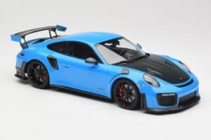 Porsche 911 991.2 GT2 RS Azul com Jantes Pretas Minichamps 1:18 155068308 Metal - imagem 4 de 6