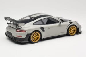 Porsche 911 991.2 GT2 RS Chalk Weissach Package Jantes Douradas Minichamps 1:18 155068304 Metal - imagem 2 de 6