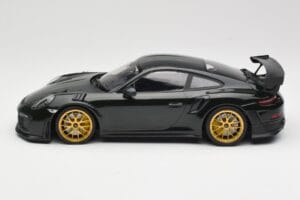 Porsche 911 991.2 GT2 RS Verde Weissach Package Jantes Douradas Minichamps 1:18 155068306 Metal - imagem 3 de 6
