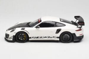 Porsche 911 991.2 GT2 RS Manthey Racing Branco Minichamps 1:18 MR-911-GT3RS-1802-W Metal - imagem 3 de 6