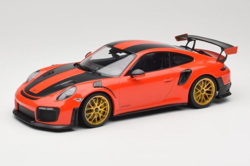 Porsche 911 991.2 GT2 RS Laranja Weissach Package Jantes Douradas Minichamps 1:18 155068305 Metal