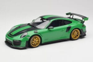 Porsche 911 991.2 GT2 RS Weissach Package British Racing Verde & Rodas Douradas Minichamps 1:18 153068318 Metal