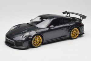 Porsche 911 991.2 GT2 RS Weissach Package Purple Metallic Com Rodas de Magnésio Douradas Minichamps 1:18 153068322 Metal