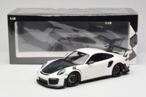 Porsche 911 991.2 GT2 RS Branco Minichamps 1:18 155068301 Metal - imagem 6 de 6