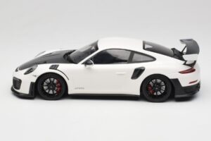Porsche 911 991.2 GT2 RS Branco Minichamps 1:18 155068301 Metal - imagem 3 de 6