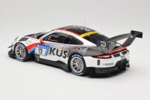 Porsche 911 991.2 GT3 R #17 Kues Team 75 Bernhard M. Christensen / K. Cairoli 24 Hours of Nurburgring 2018 Minichamps 1:18 15 - imagem 5 de 6