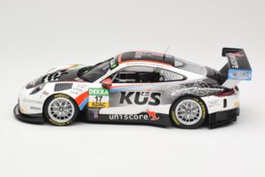 Porsche 911 991.2 GT3 R Kus Team 75 Bernhard #17 M. Ammermüller / M. Jaminet ADAC GT Masters 2017 Minichamps 1:18 155176917 M - imagem 3 de 6