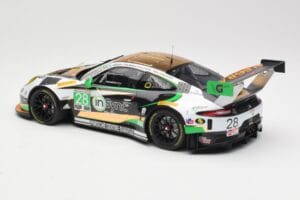 Porsche 911 991.2 GT3 R #28 Alegra Motorsports D. de Quesada / M. Morad Class Winners 24 Hours of Daytona 2017 Minichamps 1:1 - imagem 5 de 6