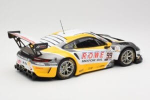 Porsche 911 991.2 GT3 R #99 Rowe Racing D. Olsen / M. Campbell 24 Hours of Spa 2019 Minichamps 1:18 155196099 Metal - imagem 2 de 6