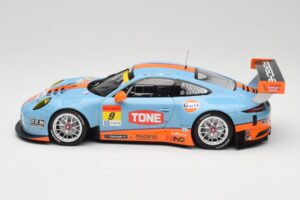 Porsche 911 991.2 GT3 R Pacific Gulf Racing #9 J. Lammers / K. Miura Super GT 300 Series 2017 Minichamps 1:18 155176909 Metal - imagem 3 de 6