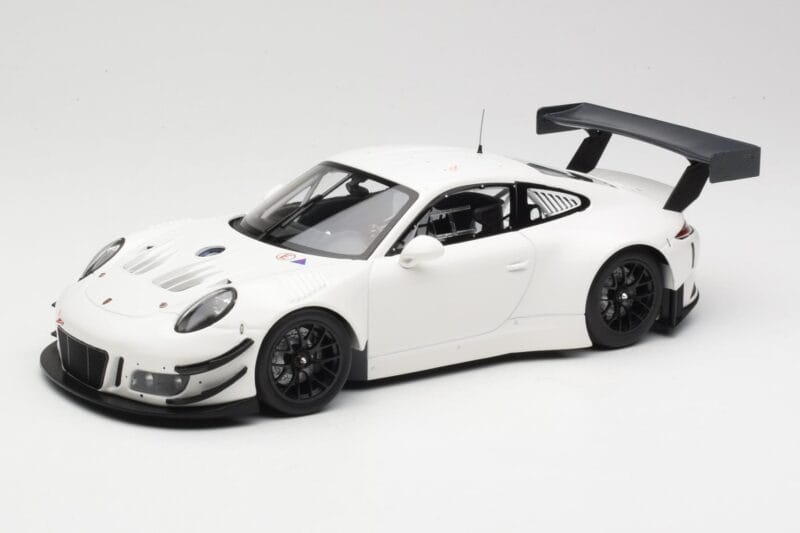 Porsche 911 991.2 GT3 R Branco com Jantes Pretas Minichamps 1:18 155186900 Metal