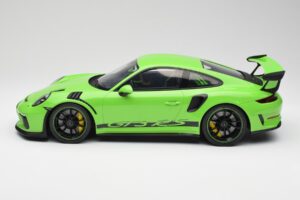 Porsche 911 991.2 GT3 RS Verde GT Spirit 1:12 GT917 Resina - imagem 3 de 6