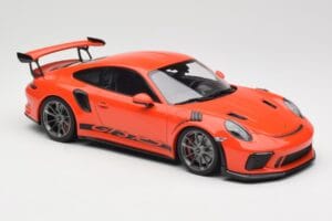 Porsche 911 991.2 GT3 RS Lava Orange & Jantes Prateadas Minichamps 1:18 155068225 Metal - imagem 4 de 6