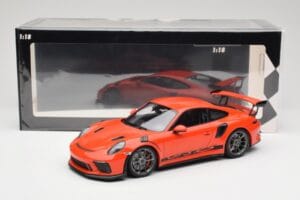 Porsche 911 991.2 GT3 RS Lava Orange & Jantes Prateadas Minichamps 1:18 155068225 Metal - imagem 6 de 6