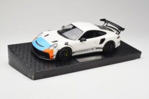 Porsche 911 991.2 GT3 RS Manthey Racing Branco & Azul & Laranja Minichamps 1:18 MR-911-GT3RS-1805 Metal - imagem 2 de 6