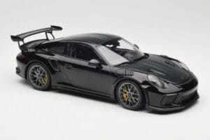 Porsche 911 991.2 GT3 RS Weissach Package Preto Jantes Magnesio Prateadas Minichamps 1:18 153068229 Metal - imagem 4 de 6