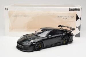 Porsche 911 991.2 GT3 RS Weissach Package Preto Com Jantes Pretas Minichamps 1:18 153068321 Metal - imagem 6 de 6