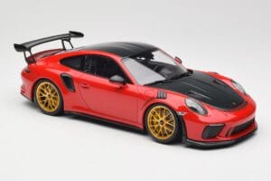 Porsche 911 991.2 GT3 RS Weissach Package Guards Red Jantes Magnesio Douradas Minichamps 1:18 153068236 Metal - imagem 4 de 6