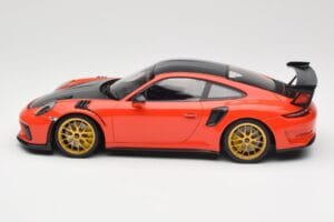 Porsche 911 991.2 GT3 RS Weissach Package Lava Orange Jantes Magnesio Douradas Minichamps 1:18 153068227 Metal - imagem 3 de 6