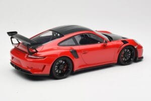 Porsche 911 991.2 GT3 RS Weissach Package Vermelho com Jantes Pretas Minichamps 1:18 155068230 Metal - imagem 2 de 6