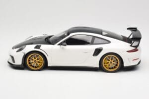 Porsche 911 991.2 GT3 RS Weissach Package Branco Jantes Magnesio Douradas Minichamps 1:18 153068238 Metal - imagem 3 de 6