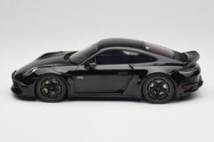 Porsche 911 992 Brabus 900 Rocket-R Obsidian Black GT Spirit 1:18 GT502 Resina - imagem 3 de 6