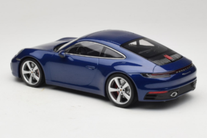 Porsche 911 992 Carrera 4S Blue Metallic Minichamps 1:18 153067327 Metal - imagem 5 de 6