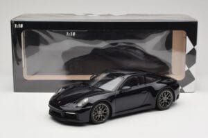 Porsche 911 992 Carrera 4S Blue Metallic Minichamps 1:18 155067321 Metal - imagem 6 de 6
