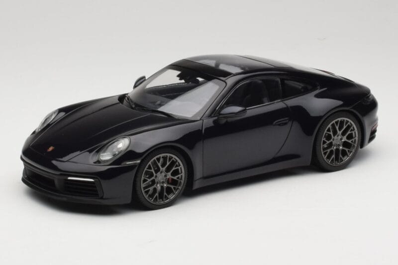 Porsche 911 992 Carrera 4S Blue Metallic Minichamps 1:18 155067321 Metal