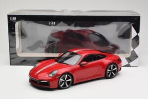 Porsche 911 992 Carrera 4S Carmine Red Minichamps 1:18 155067326 Metal - imagem 6 de 6