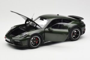 Porsche 911 992 Dakar Oak Verde Metálico Norev 1:18 187241 Metal - imagem 2 de 9