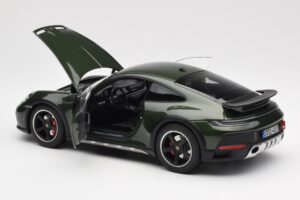 Porsche 911 992 Dakar Oak Verde Metálico Norev 1:18 187241 Metal - imagem 6 de 9
