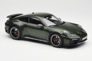 Porsche 911 992 Dakar Oak Verde Metálico Norev 1:18 187241 Metal - imagem 7 de 9