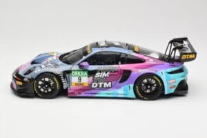 Porsche 911 992 GT3 R Team WRT #9 T. Heinemann DTM 2023 Minichamps 1:18 113236309 Metal - imagem 4 de 8
