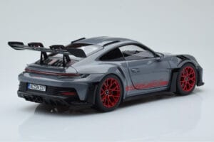Porsche 911 992 GT3 RS Arctic Cinzento Pyro Vermelho Norev 1:18 187350 Metal - imagem 3 de 8