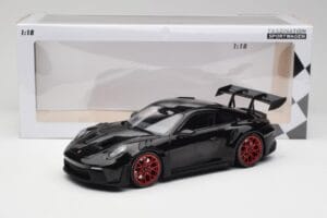 Porsche 911 992 GT3 RS Preto & Rodas Vermelhas & Decor Preto Minichamps 1:18 153062240 Metal - imagem 6 de 6